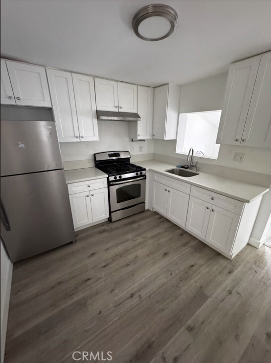 Photo - 563 W 12th St