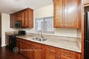 Photo - 1522 W 60th St House