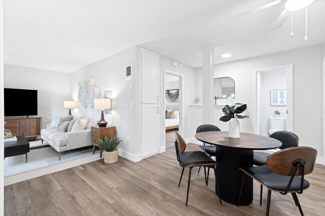 Open Dining and Living Room Space at Veranda La Mesa Apartments in La Mesa, CA 91942 - Veranda La Mesa