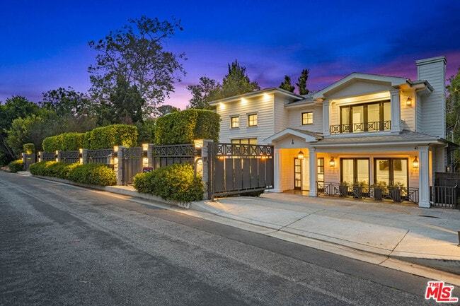 Photo - 126 N Canyon View Dr House