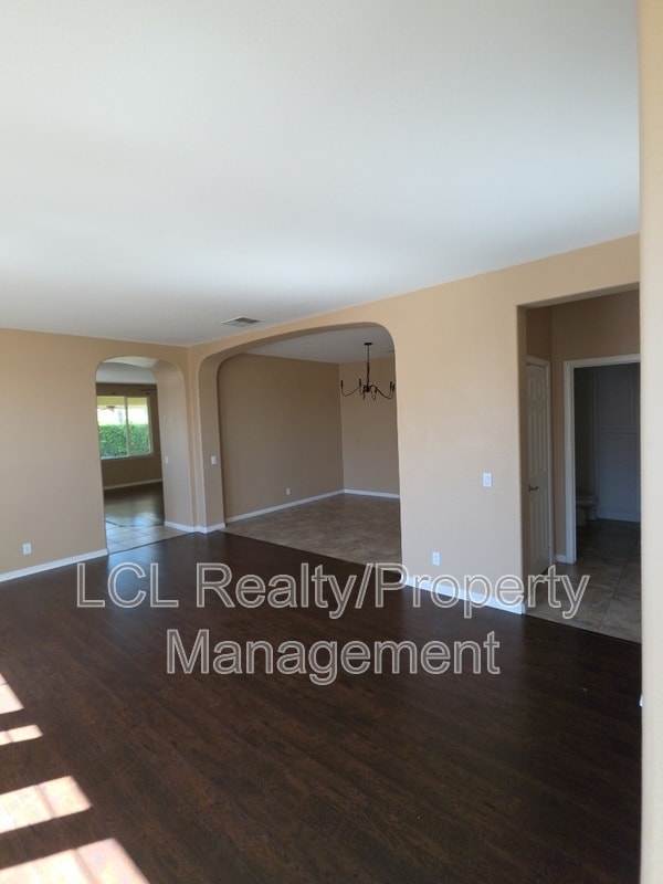 Photo - 27635 Whisperwood Dr