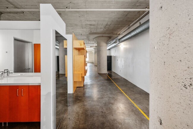 Photo - 1855 Industrial St Unit 306