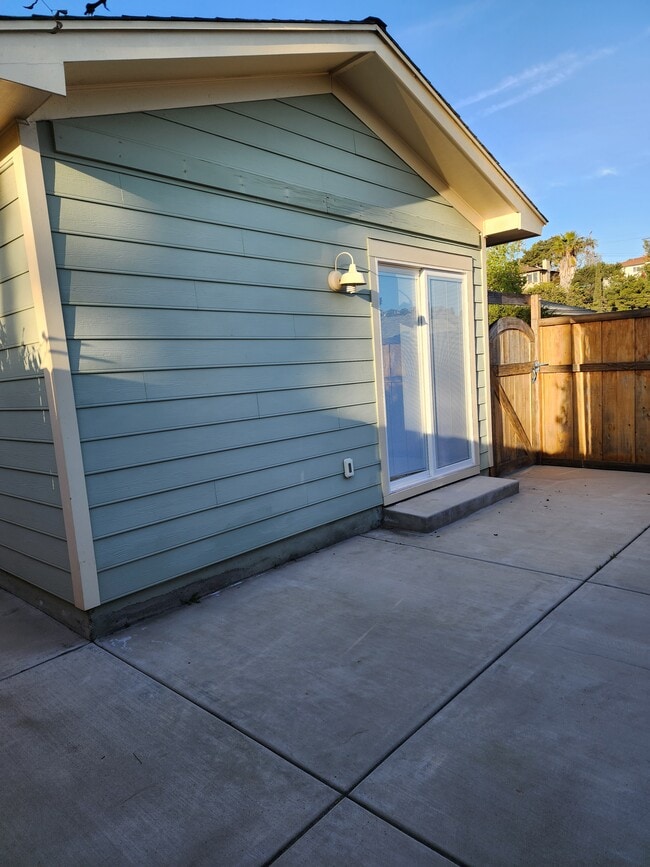 Photo - 7721 Marie Ave Unit Studio Apartment