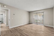 Photo - 4225 Asher St