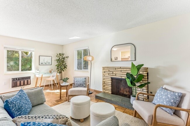 Photo - 7111 Madera Dr