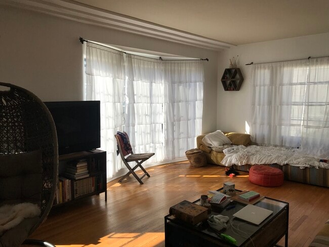 Photo - 442 S Detroit St Unit 442.25