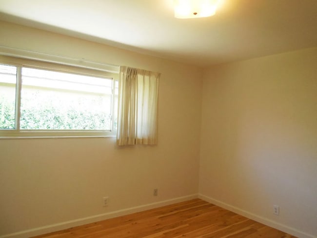 Photo - 5920 Encina Rd Unit 1