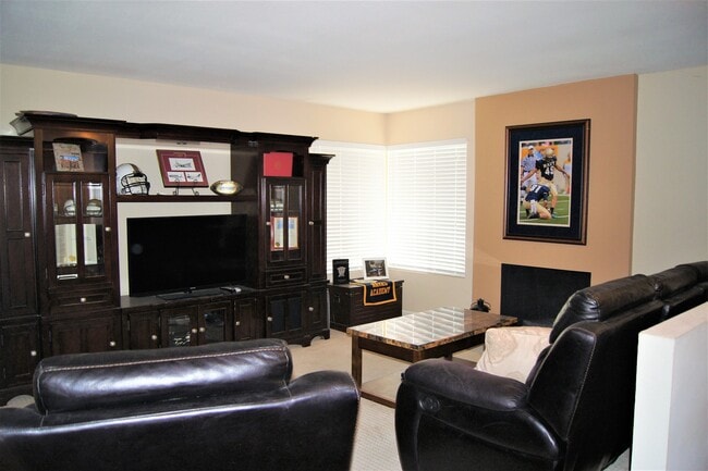 Photo - 10756 Sayers Ct