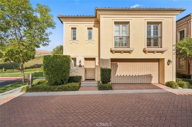 Building Photo - 102 Brindisi