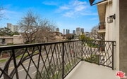 Photo - 1304 S Roxbury Dr