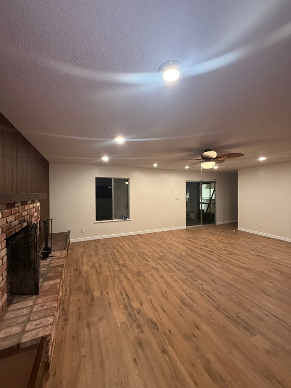 Photo - 319 Jullien Dr