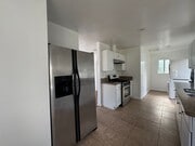 Photo - 5179 Huntington Dr N Apartment Unit 4