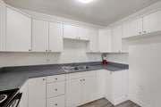 Photo - 805 E. 7th St.