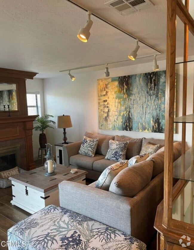 Building Photo - 615 Island View Cir Unit Beach Condo