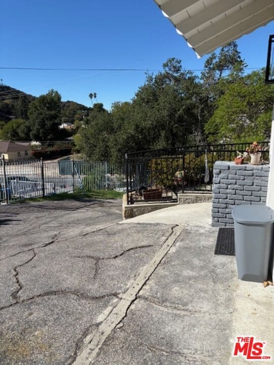 Photo - 9736 Tujunga Canyon Pl