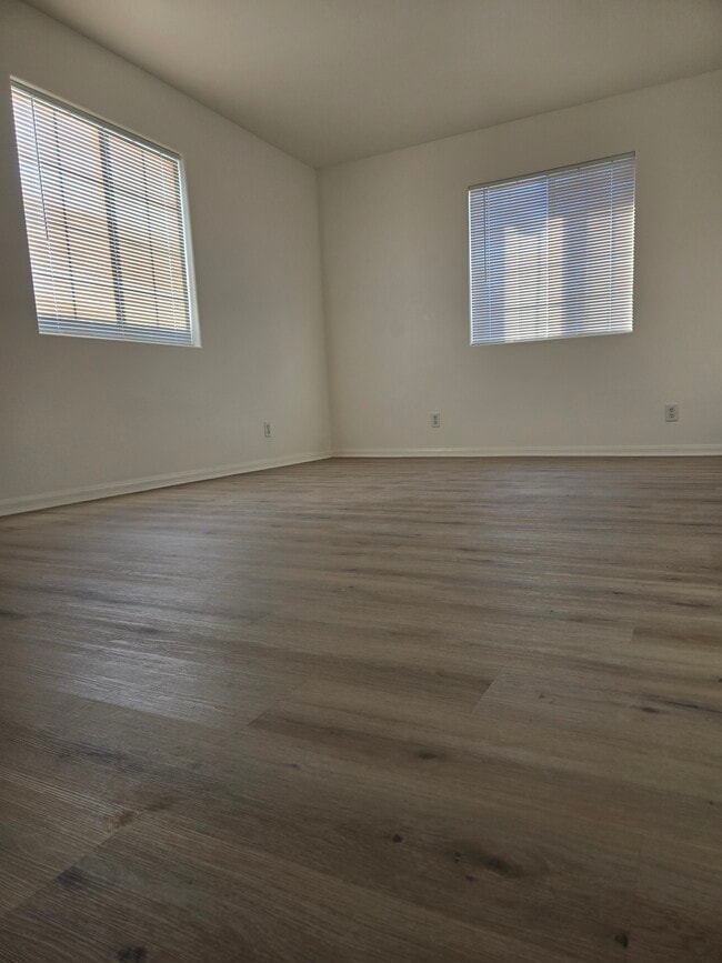 Photo - 1917 Gates St