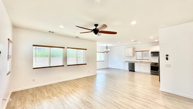 Photo - Beautiful Two-Story Home in the Newer Community of Horse Creek Ridge in Fallbrook!