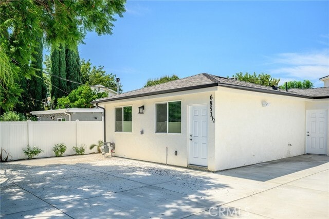 Building Photo - 6851 De Celis Pl