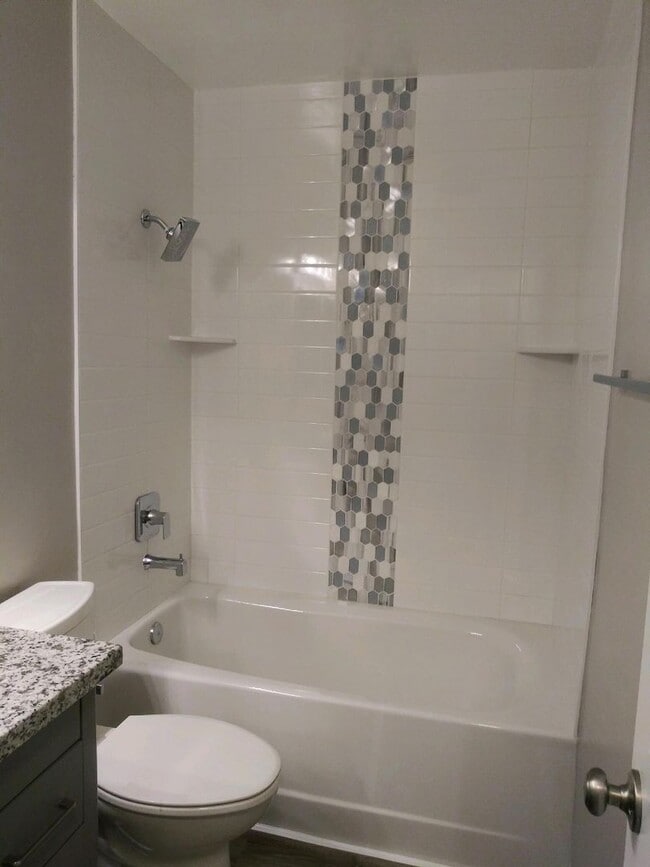 Photo - 3686 Third Avenue Unit 2