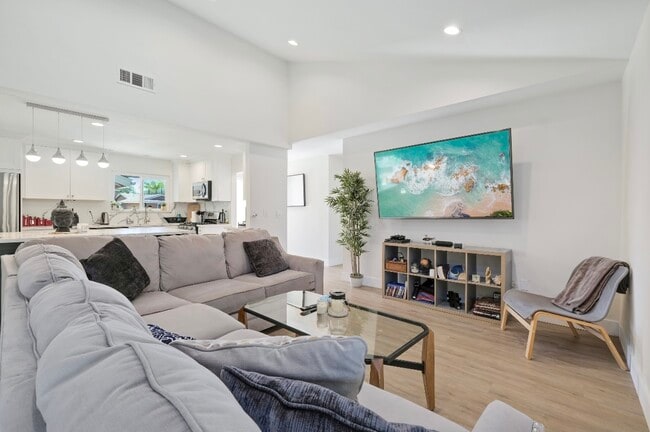 Photo - 895 Rutgers Ave Unit 895 Rutgers