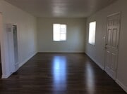 Photo - 1140 W Ovington St