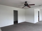 Photo - 1121 W Redwood St Apartment