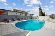 Pool - Royal Viking Apartments