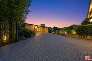 Photo - 1457 Claridge Dr