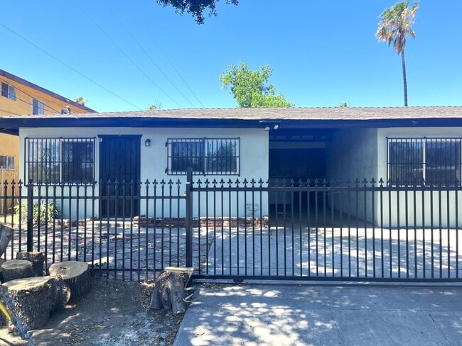 Photo - 1594 Sepulveda Ave Unit C