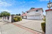 Photo - 16304 Community St