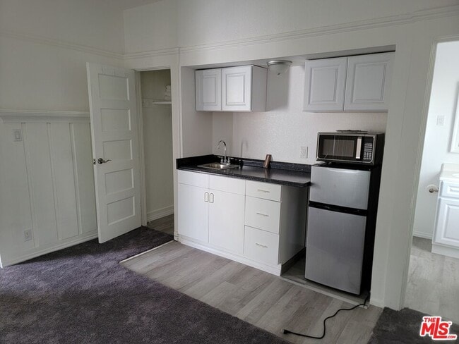 Photo - 125 N Broadway Unit 3