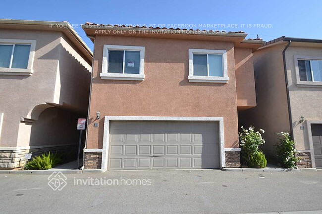 Photo - 20300 Vanowen St House
