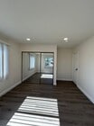 Photo - 2014 1/2 Burnside Ave Unit Half