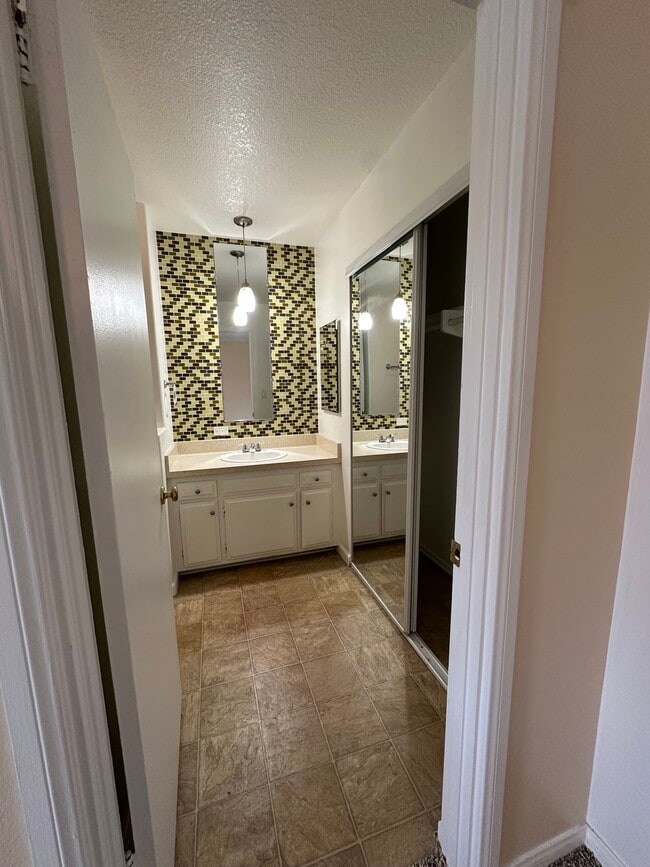 Plan B - Bathroom - Pacific Park