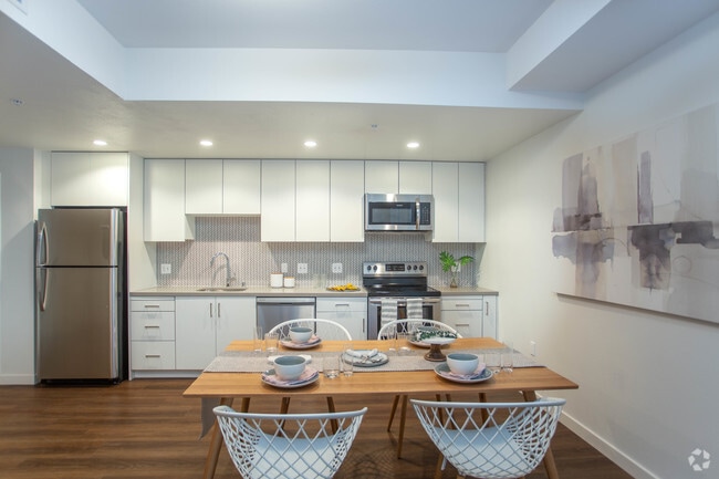 The Sienna - The Sienna Apartments