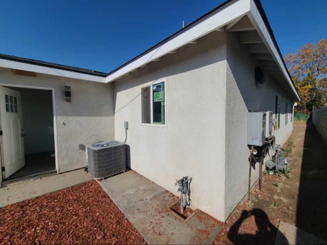 Photo - 244 E 2nd St Unit 240