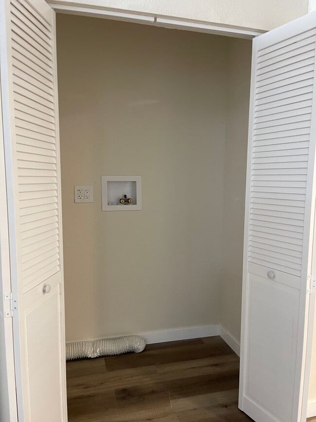 Photo - 4870 LongBranch Unit 4872-C