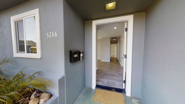 Photo - 5266-5268 Tipton St