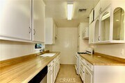 Photo - 21470 Providencia St
