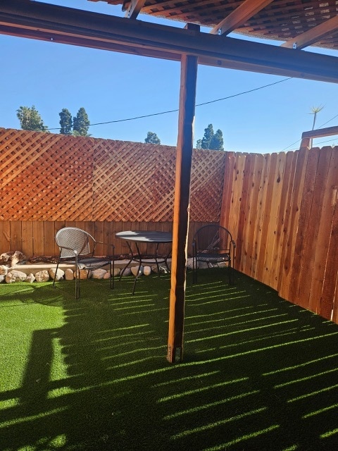Private yard/patio - 4204 W 64th St Apartments Unit 4204