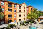 Photo - Emerald Isle Apartments