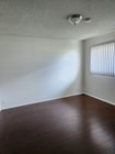 Photo - 1538 N Detroit St Apartment
