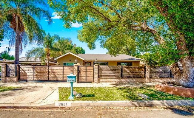 Photo - 7851 Texhoma Ave Unit 7849