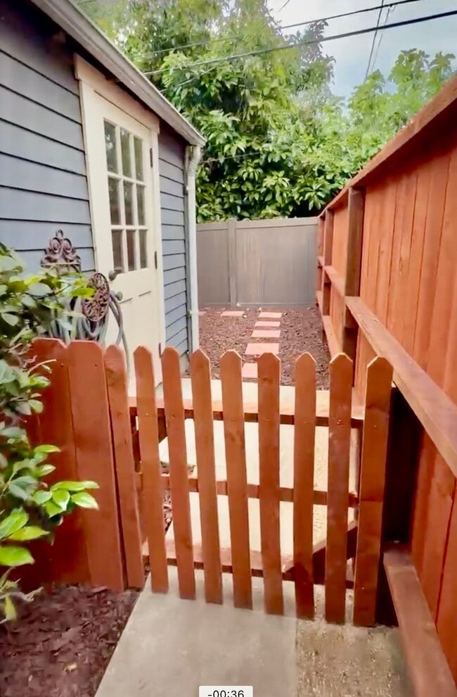 Photo - 159 N Canyon Blvd