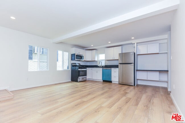 Photo - 1855 Euclid St Unit 1851B