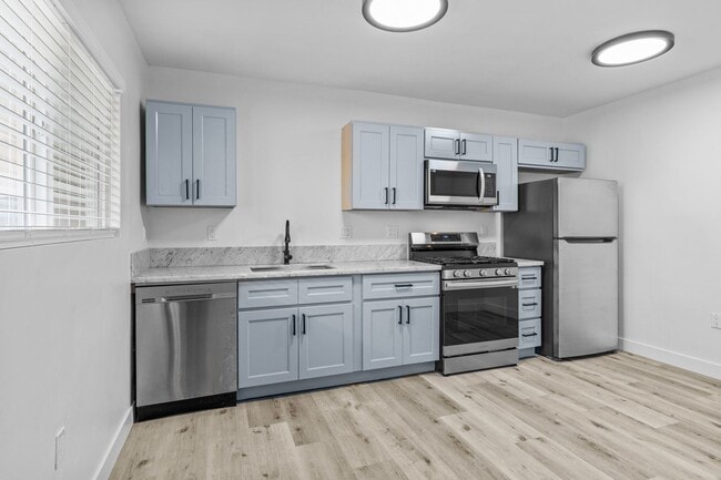 Photo - 15301 Prairie Ave Unit 09