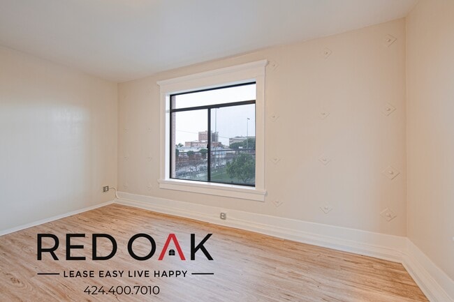 Photo - 692 Valencia St Unit 300