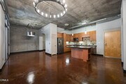 Photo - 840 E Green St Unit 121