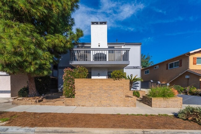 Photo - Cozy Condo in Manhattan Beach!