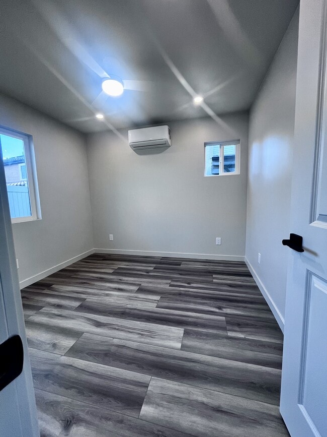 Photo - 1457 Knollwood Pl